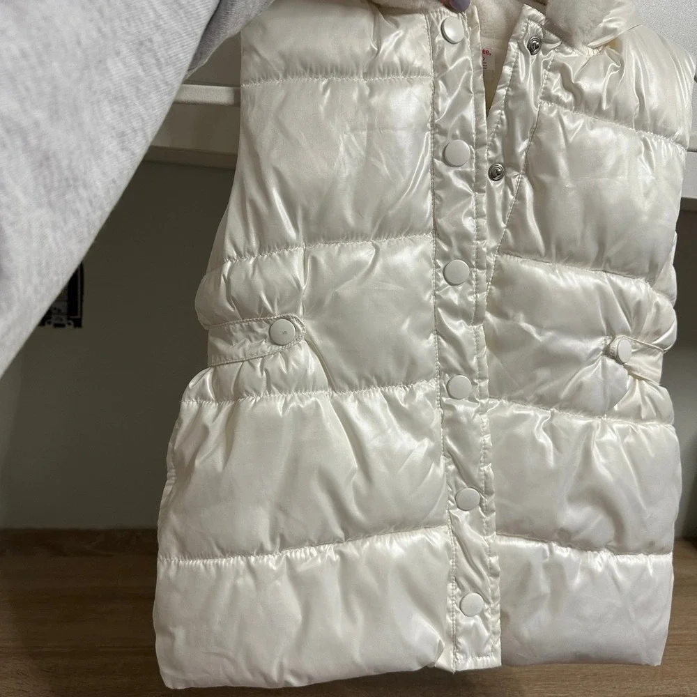 Gymboree‎ Puffer Vest Girls 7-8 White Glossy Faux Fur Hooded Sleeveless Jacket
